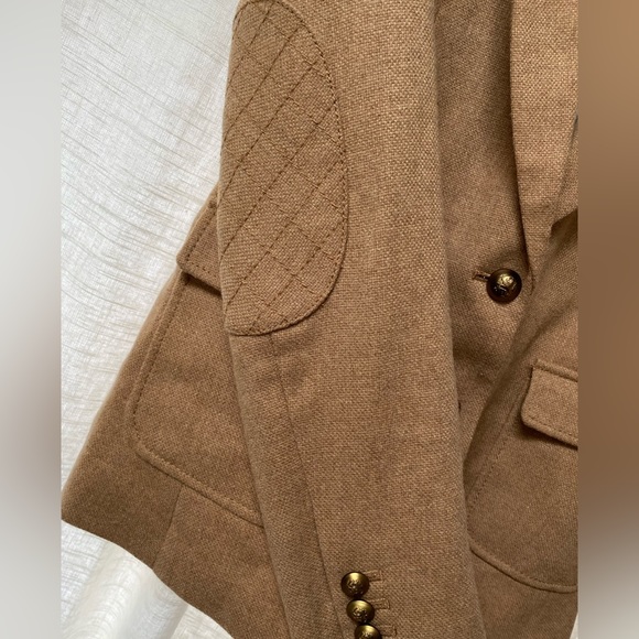 Banana Republic Jackets & Blazers - Banana Republic Size 4 Blazer